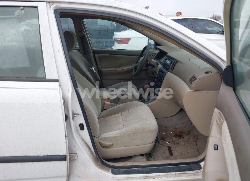 Photo 5 of 2005 Toyota Corolla CE (VIN 1NXBR32E85Z461497)