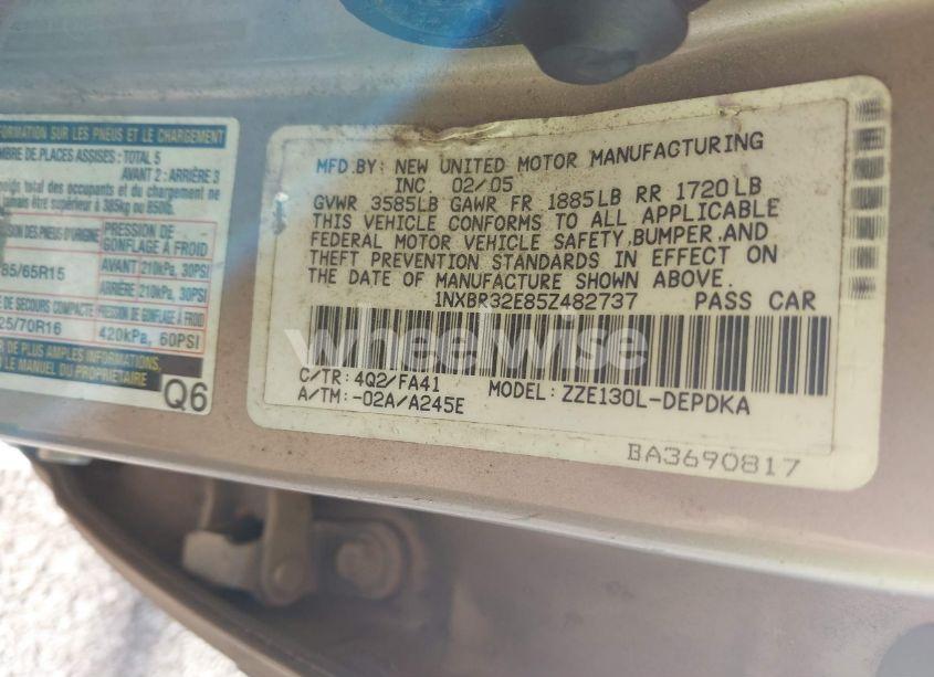 Photo 9 of 2005 Toyota Corolla CE (VIN 1NXBR32E85Z482737)