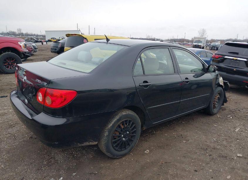 Photo 4 of 2005 Toyota Corolla LE (VIN 1NXBR32E85Z493804)