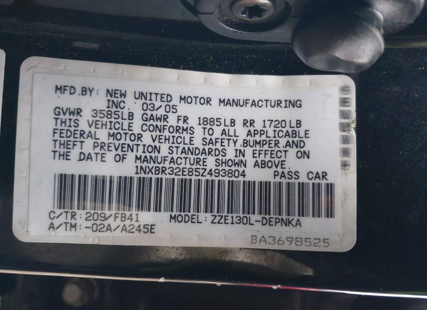 Photo 9 of 2005 Toyota Corolla LE (VIN 1NXBR32E85Z493804)