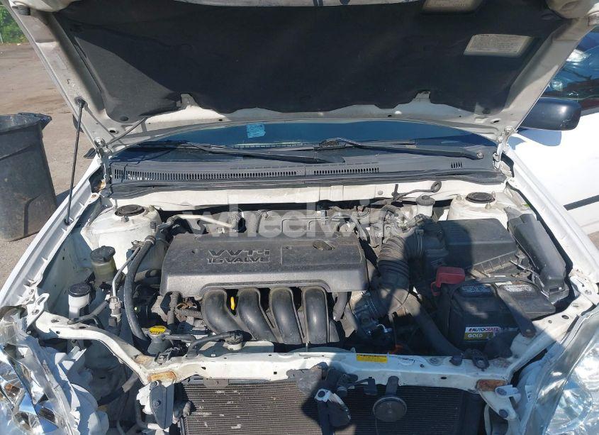 Photo 10 of 2005 Toyota Corolla CE (VIN 1NXBR32E85Z518975)