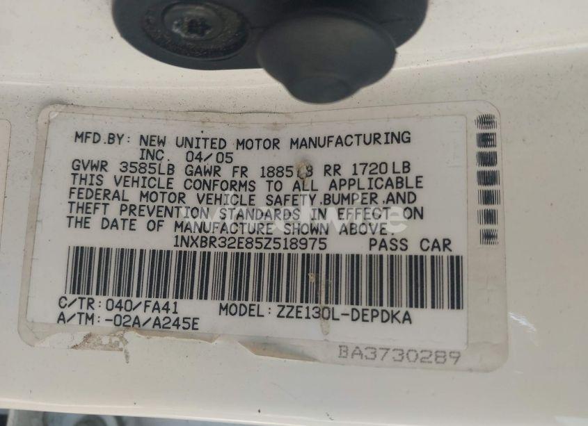 Photo 9 of 2005 Toyota Corolla CE (VIN 1NXBR32E85Z518975)