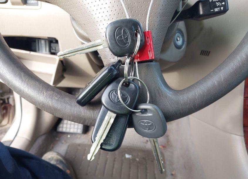 Photo 11 of 2005 Toyota Corolla LE (VIN 1NXBR32E85Z531502)