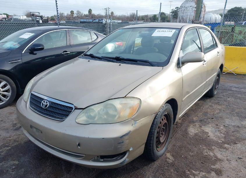 Photo 2 of 2005 Toyota Corolla LE (VIN 1NXBR32E85Z531502)