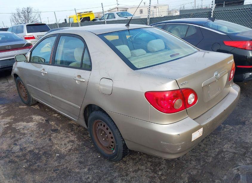 Photo 3 of 2005 Toyota Corolla LE (VIN 1NXBR32E85Z531502)