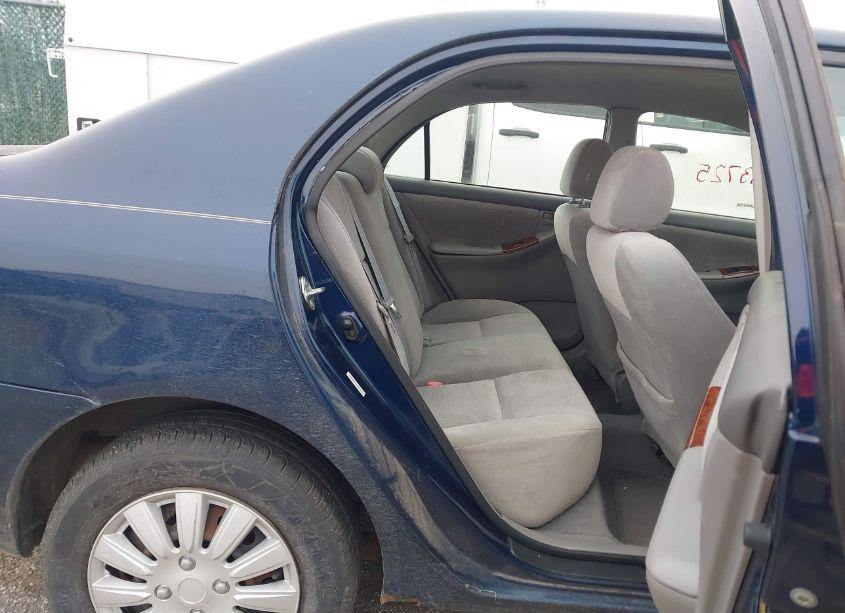 Photo 8 of 2005 Toyota Corolla LE (VIN 1NXBR32E85Z531953)