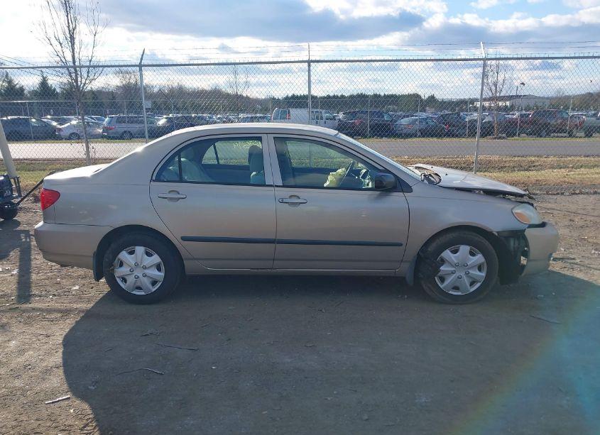 Photo 13 of 2005 Toyota Corolla CE (VIN 1NXBR32E85Z546128)