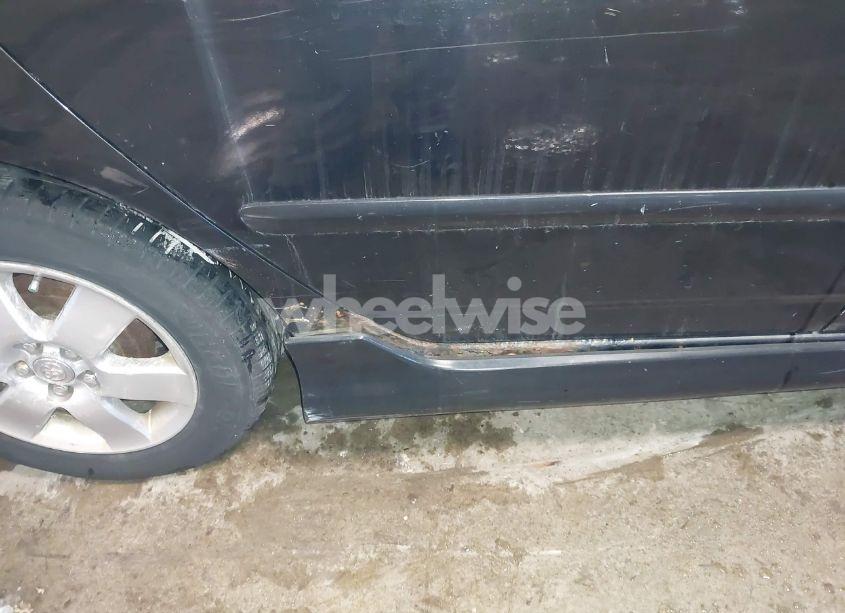 Photo 12 of 2005 Toyota Corolla S (VIN 1NXBR32E85Z556223)