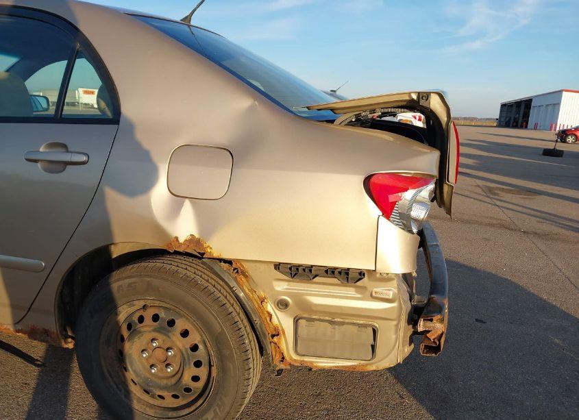 Photo 6 of 2006 Toyota Corolla LE (VIN 1NXBR32E86Z650975)