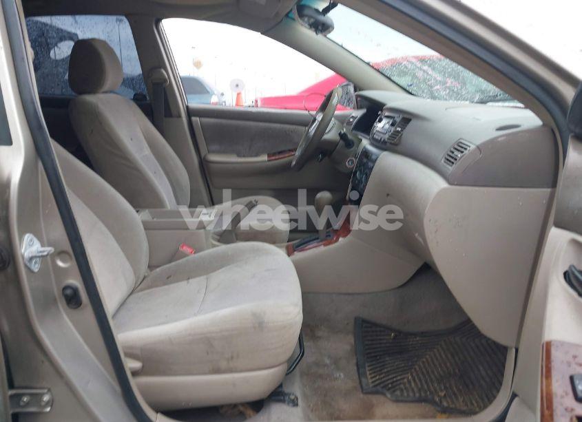 Photo 5 of 2006 Toyota Corolla LE (VIN 1NXBR32E86Z715520)