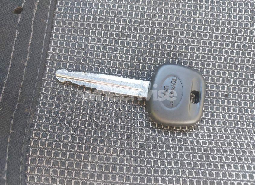 Photo 11 of 2006 Toyota Corolla CE (VIN 1NXBR32E86Z760666)