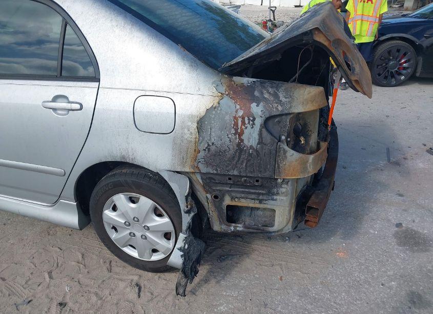 Photo 14 of 2007 Toyota Corolla S (VIN 1NXBR32E87Z802822)