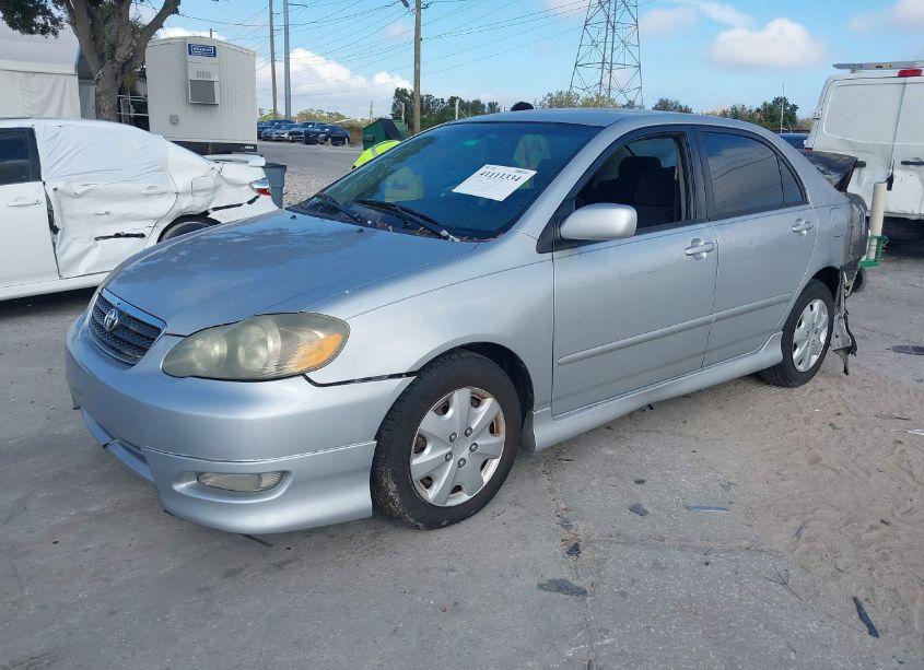 Photo 2 of 2007 Toyota Corolla S (VIN 1NXBR32E87Z802822)