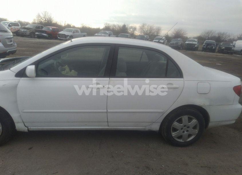 Photo 15 of 2007 Toyota Corolla LE (VIN 1NXBR32E87Z821502)