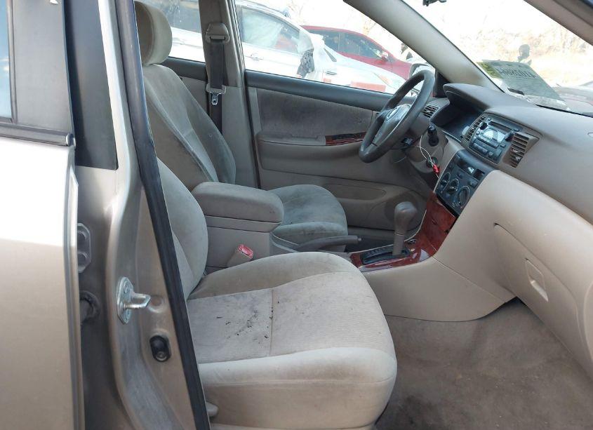 Photo 5 of 2007 Toyota Corolla LE (VIN 1NXBR32E87Z825470)