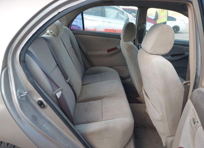 Photo 8 of 2007 Toyota Corolla LE (VIN 1NXBR32E87Z825470)