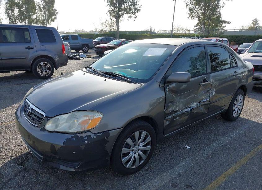 Photo 2 of 2007 Toyota Corolla LE (VIN 1NXBR32E87Z827316)