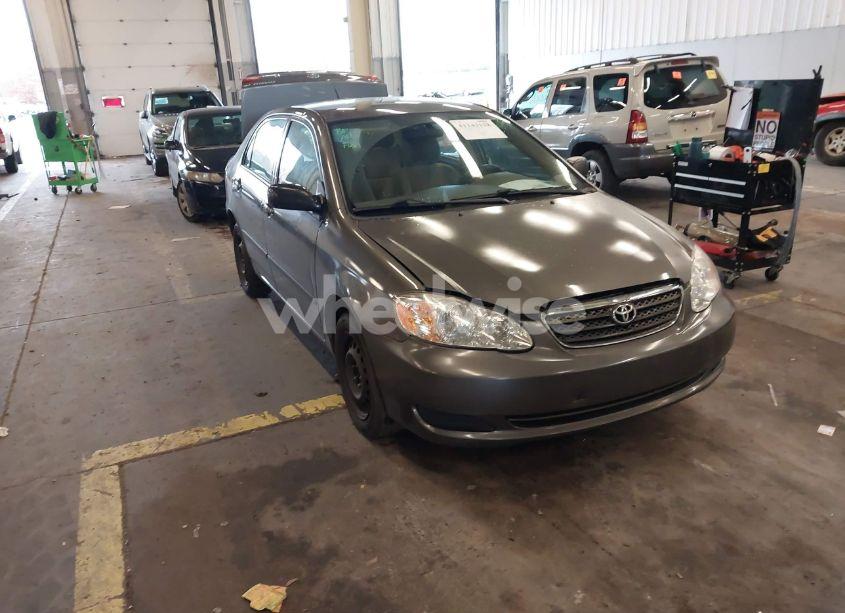 2007 Toyota Corolla CE (VIN 1NXBR32E87Z875074) main photo