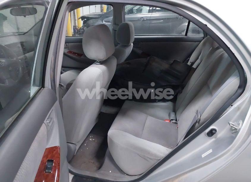 Photo 8 of 2007 Toyota Corolla LE (VIN 1NXBR32E87Z890741)