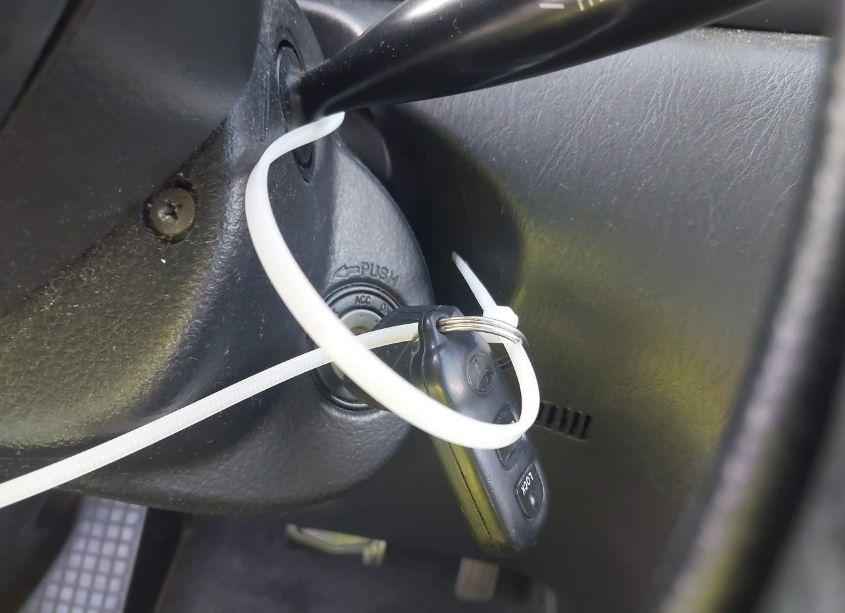 Photo 11 of 2007 Toyota Corolla S (VIN 1NXBR32E87Z896202)