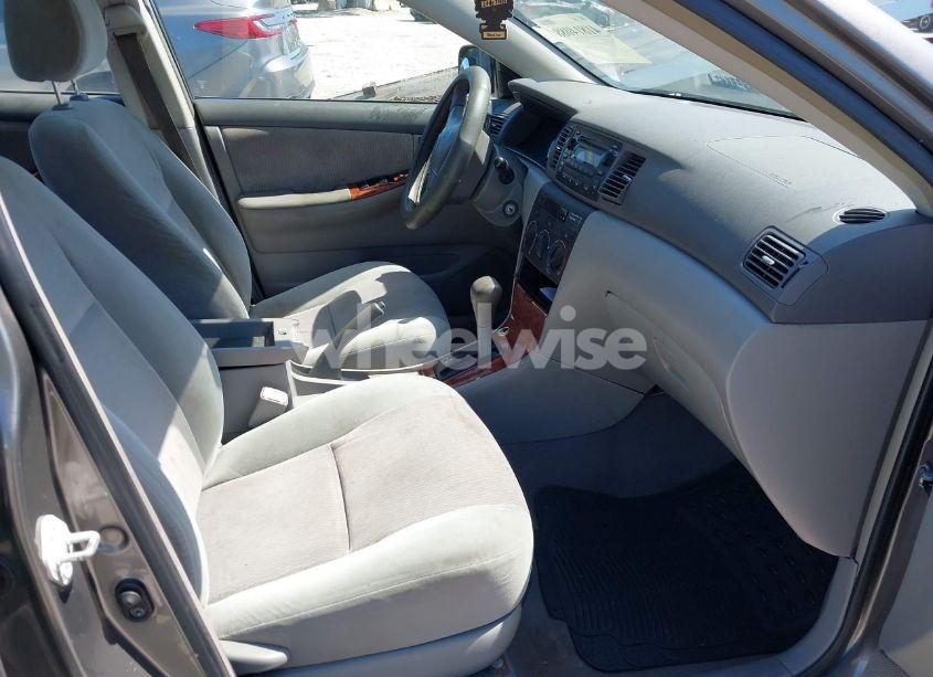 Photo 5 of 2007 Toyota Corolla LE (VIN 1NXBR32E87Z906551)