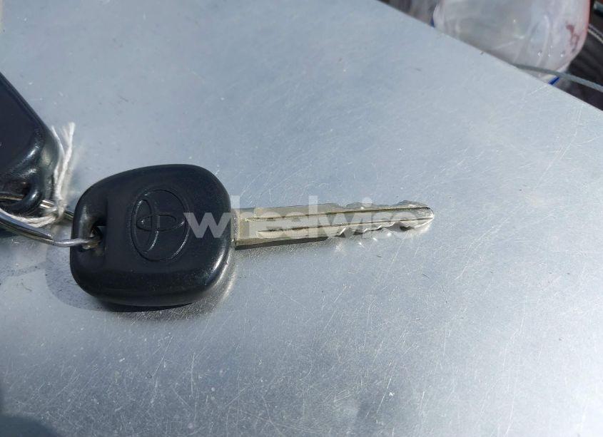 Photo 11 of 2008 Toyota Corolla LE (VIN 1NXBR32E88Z000479)