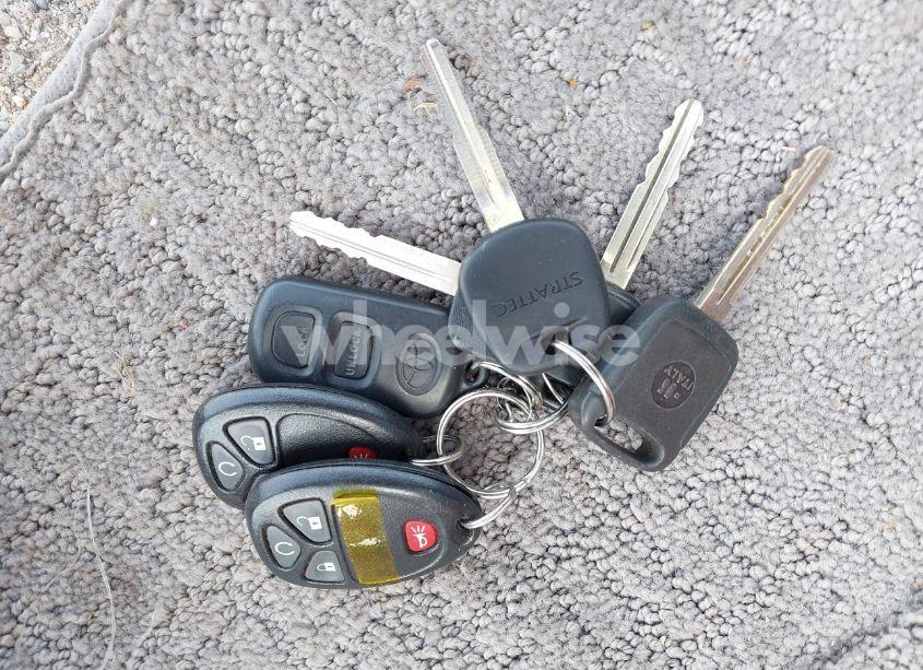 Photo 11 of 2008 Toyota Corolla S (VIN 1NXBR32E88Z025754)