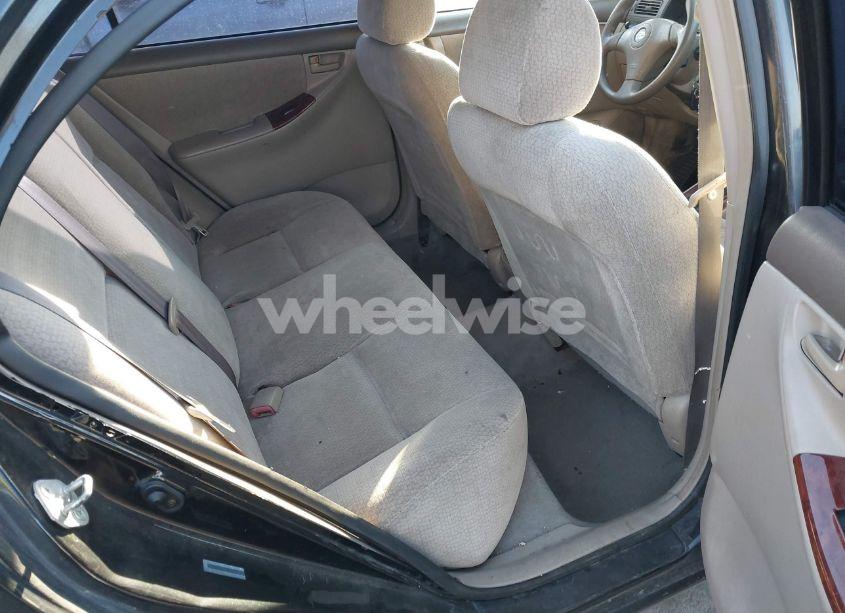 Photo 8 of 2004 Toyota Corolla LE (VIN 1NXBR32E94Z199844)