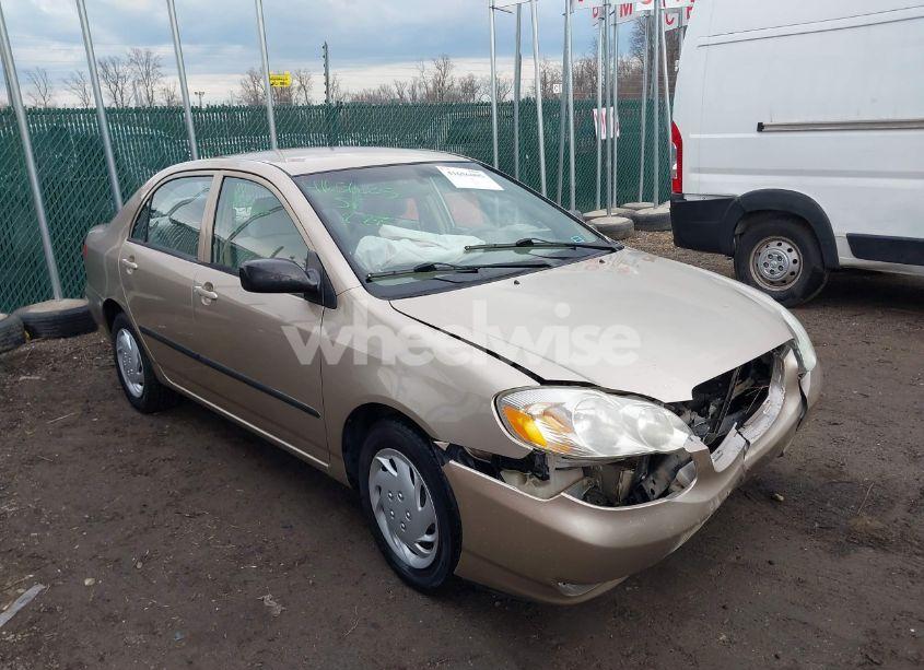 2004 Toyota Corolla CE (VIN 1NXBR32E94Z202077) main photo