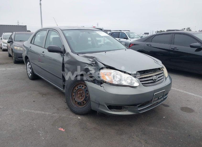 2004 Toyota Corolla CE (VIN 1NXBR32E94Z210597) main photo