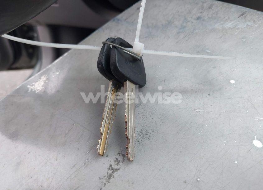 Photo 11 of 2004 Toyota Corolla CE (VIN 1NXBR32E94Z210597)