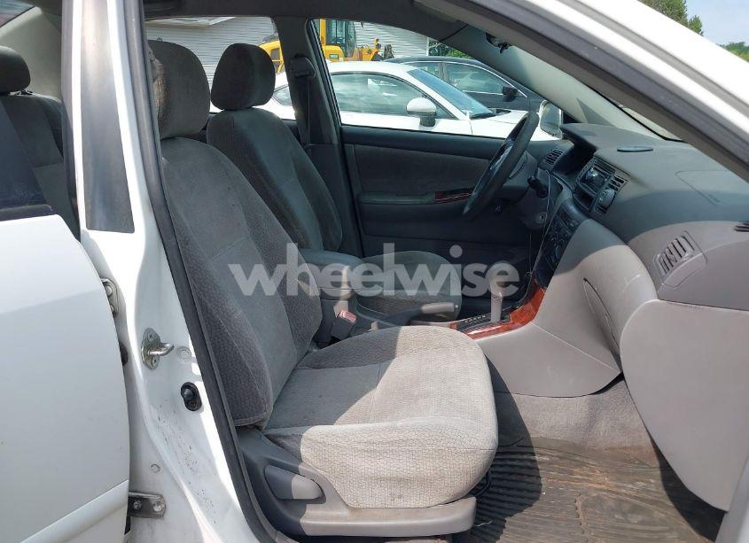 Photo 5 of 2004 Toyota Corolla LE (VIN 1NXBR32E94Z224354)