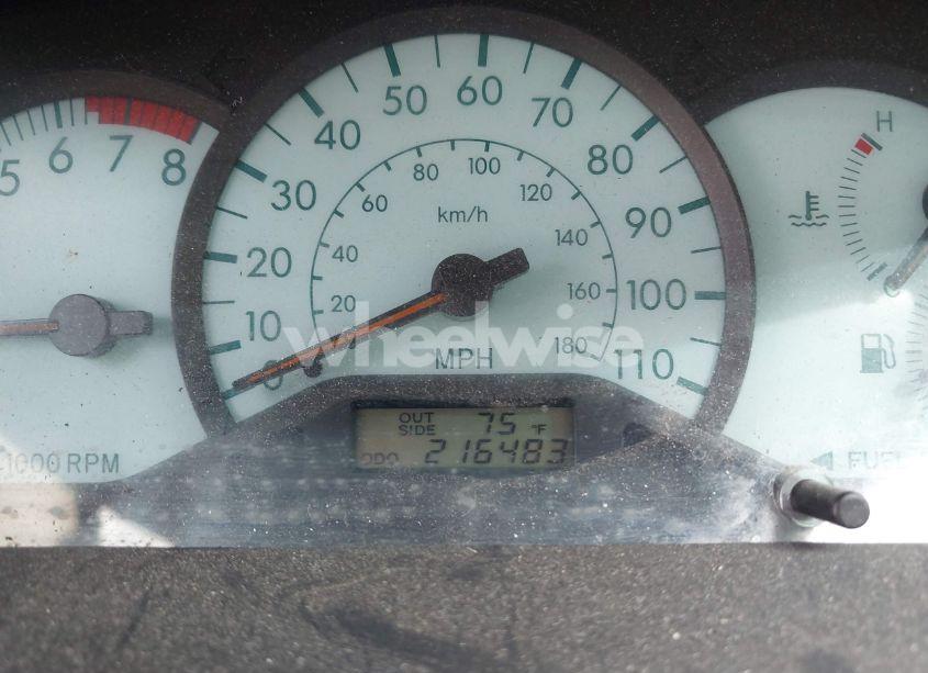 Photo 7 of 2004 Toyota Corolla LE (VIN 1NXBR32E94Z224354)