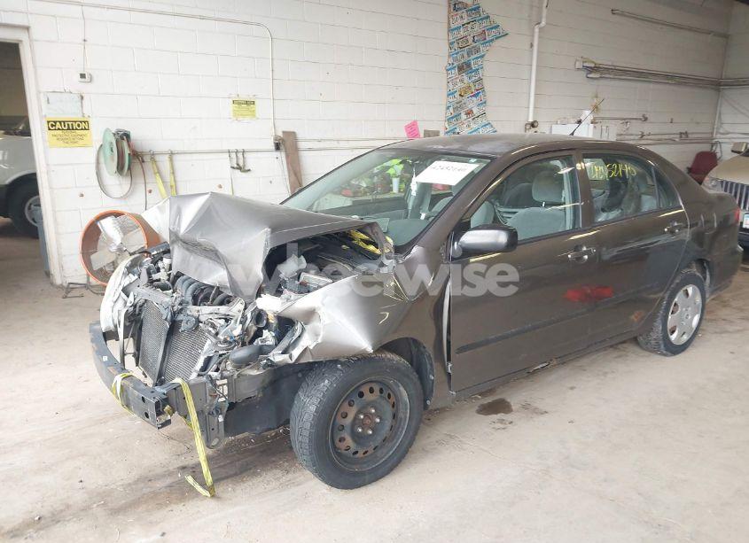 Photo 2 of 2004 Toyota Corolla CE (VIN 1NXBR32E94Z233197)