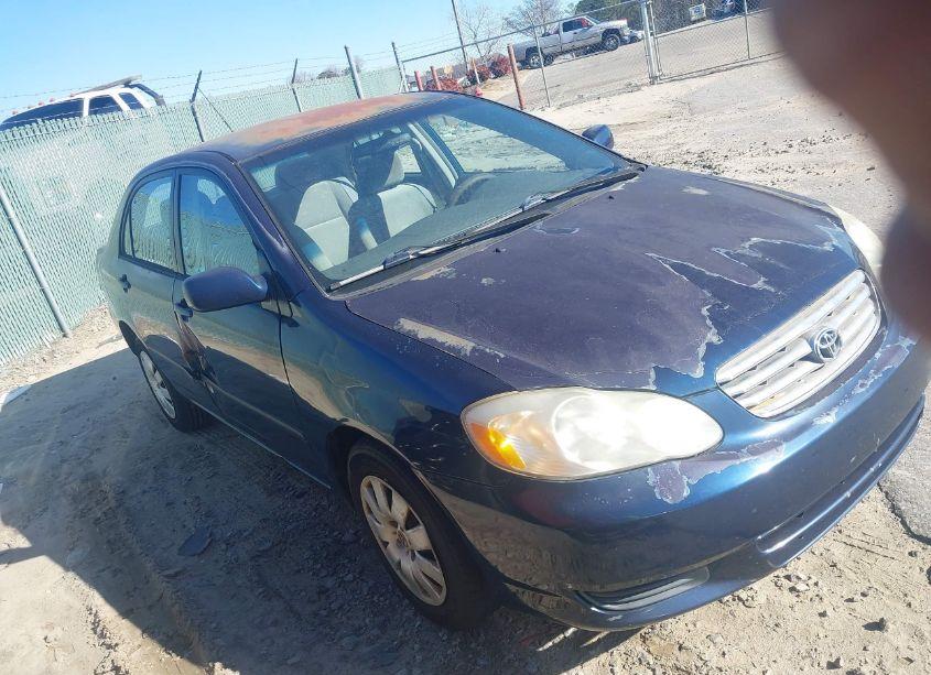 2004 Toyota Corolla LE (VIN 1NXBR32E94Z281685) main photo