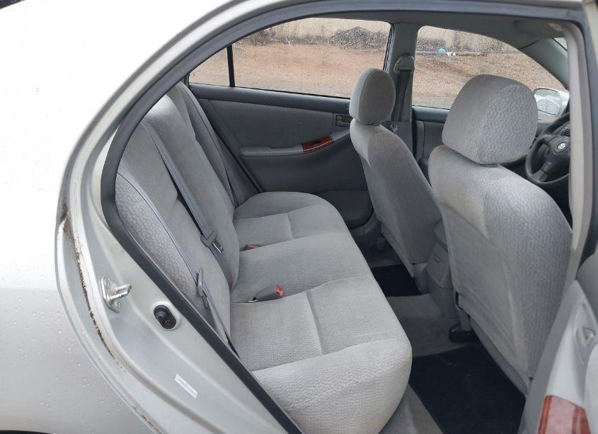 Photo 8 of 2004 Toyota Corolla LE (VIN 1NXBR32E94Z293657)