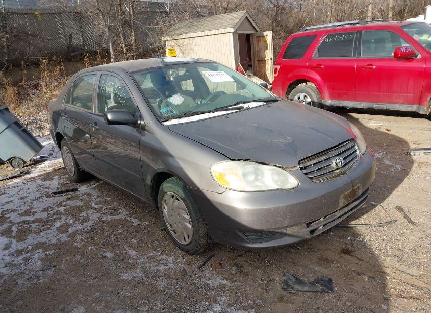 2004 Toyota Corolla CE (VIN 1NXBR32E94Z308254) main photo