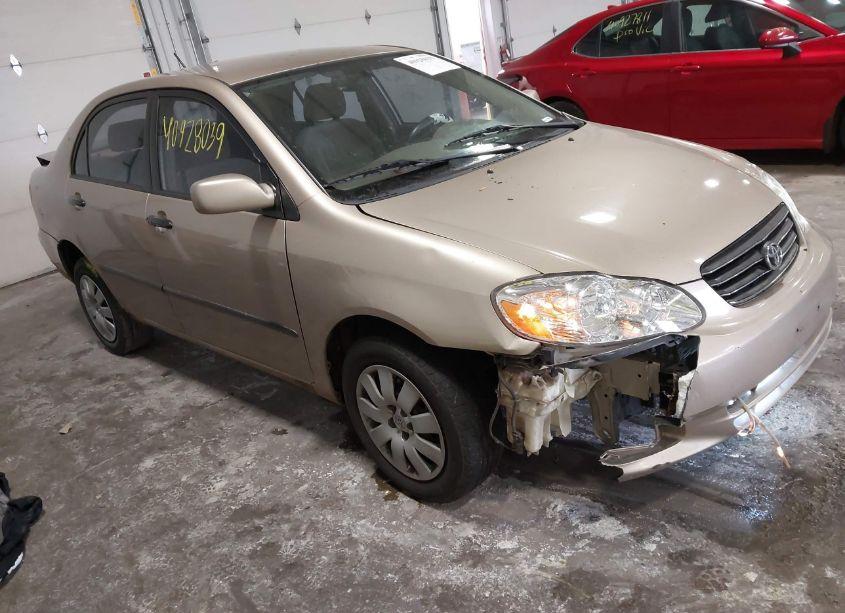 2004 Toyota Corolla LE (VIN 1NXBR32E94Z330805) main photo