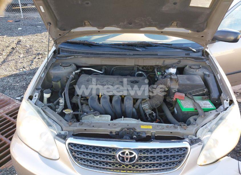 Photo 10 of 2005 Toyota Corolla CE (VIN 1NXBR32E95Z348304)
