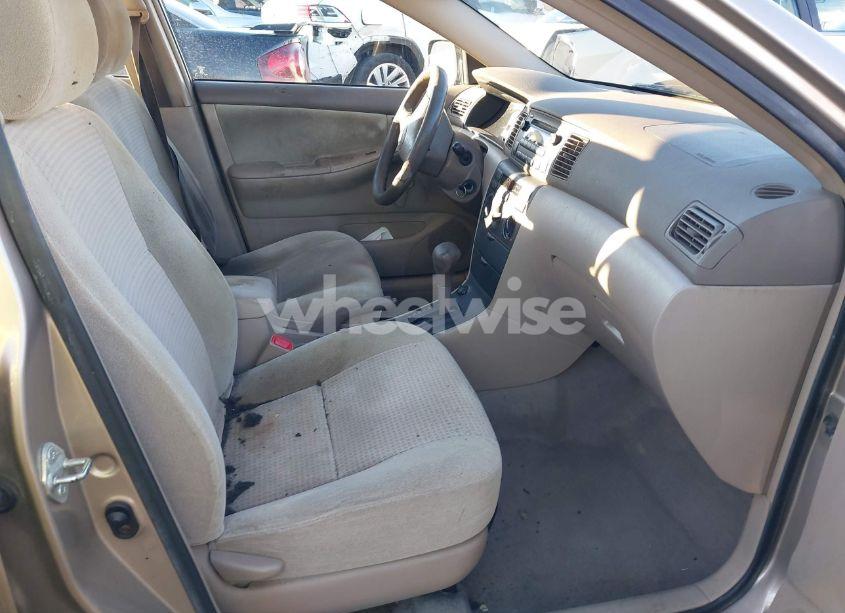 Photo 5 of 2005 Toyota Corolla CE (VIN 1NXBR32E95Z348304)