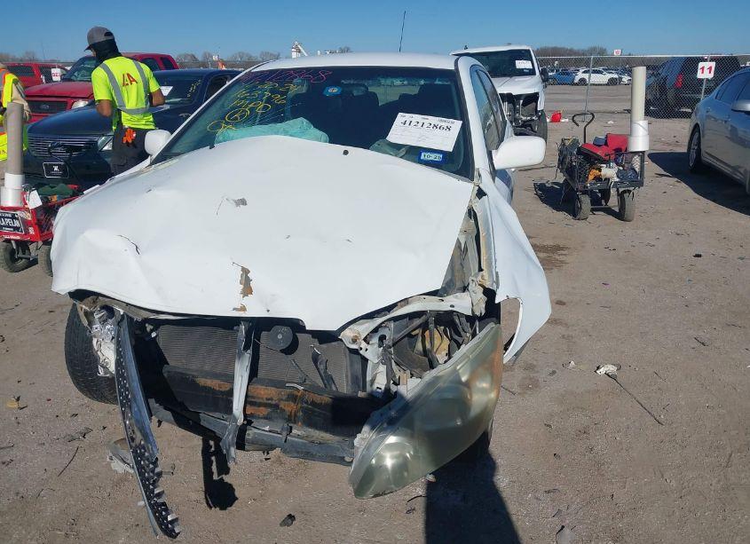 Photo 2 of 2005 Toyota Corolla CE/LE/S (VIN 1NXBR32E95Z350909)