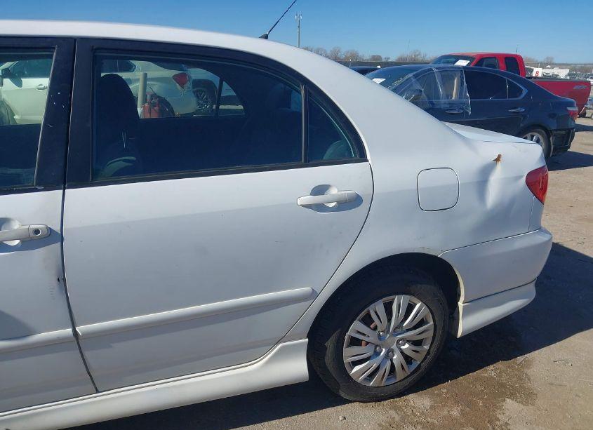 Photo 6 of 2005 Toyota Corolla CE/LE/S (VIN 1NXBR32E95Z350909)