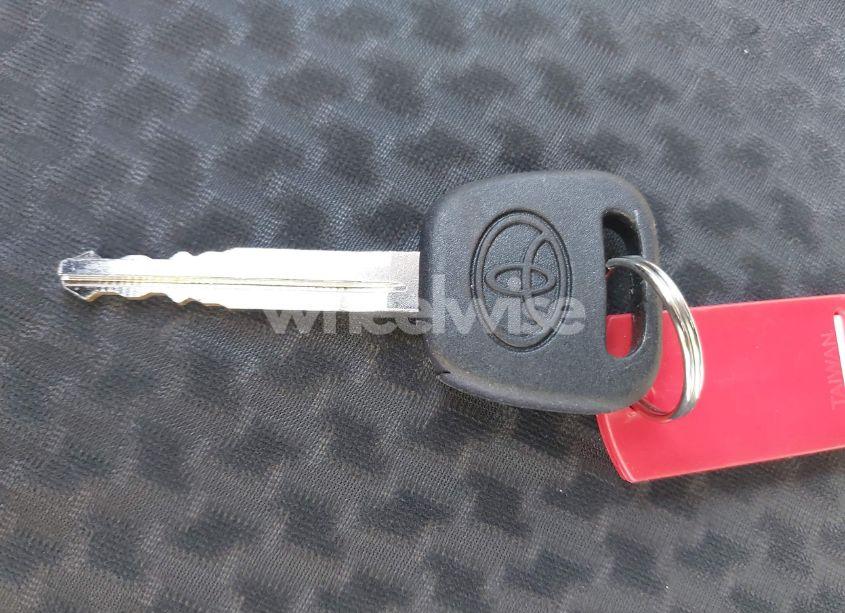 Photo 11 of 2005 Toyota Corolla S (VIN 1NXBR32E95Z405438)