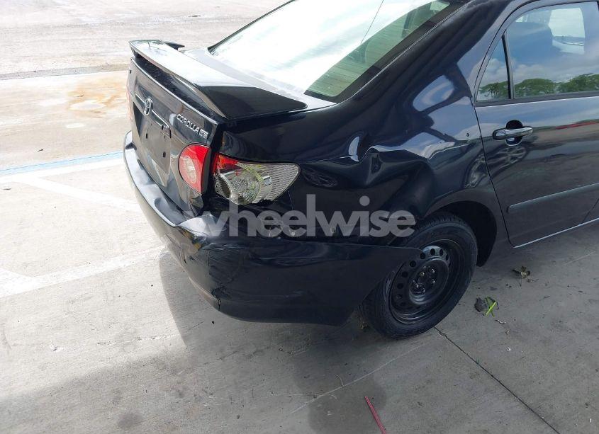 Photo 13 of 2005 Toyota Corolla CE (VIN 1NXBR32E95Z407755)