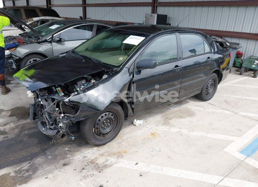 Photo 2 of 2005 Toyota Corolla CE (VIN 1NXBR32E95Z407755)