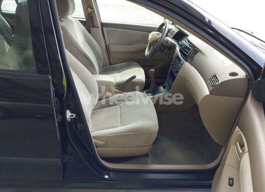 Photo 5 of 2005 Toyota Corolla CE (VIN 1NXBR32E95Z407755)