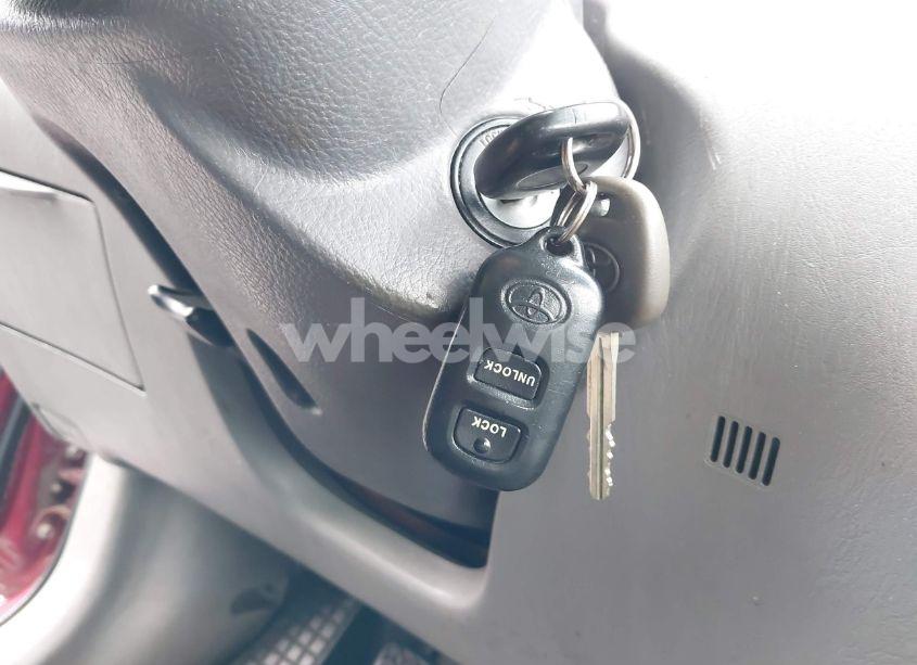 Photo 11 of 2005 Toyota Corolla LE (VIN 1NXBR32E95Z418884)