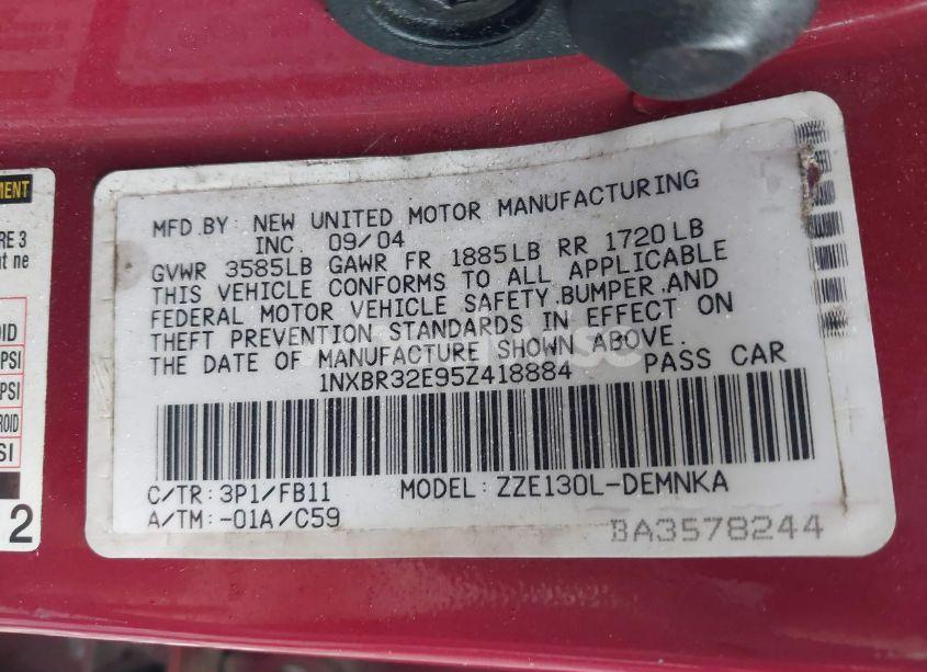 Photo 9 of 2005 Toyota Corolla LE (VIN 1NXBR32E95Z418884)