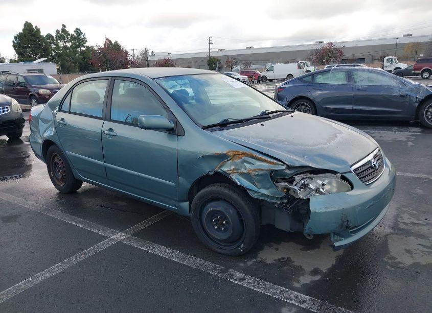 2005 Toyota Corolla LE (VIN 1NXBR32E95Z422451) main photo