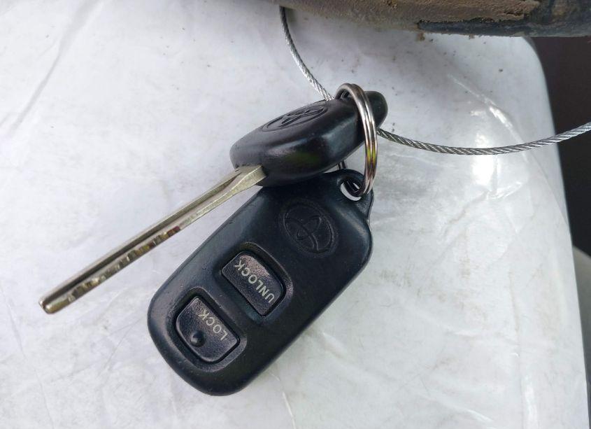 Photo 11 of 2005 Toyota Corolla LE (VIN 1NXBR32E95Z422451)